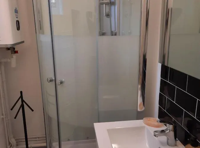 Appartement Résidence Beauvau – Numéro 7 - Centre De *