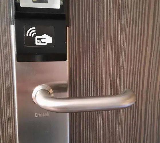 Résidence Beauvau – Numéro 7 - Centre De *